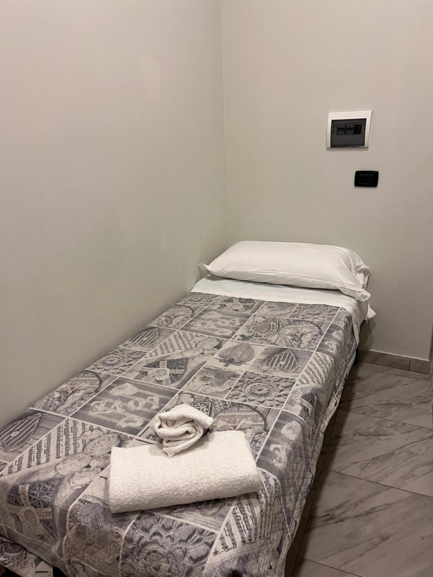 Oceania Hotels Napoli エクステリア 写真