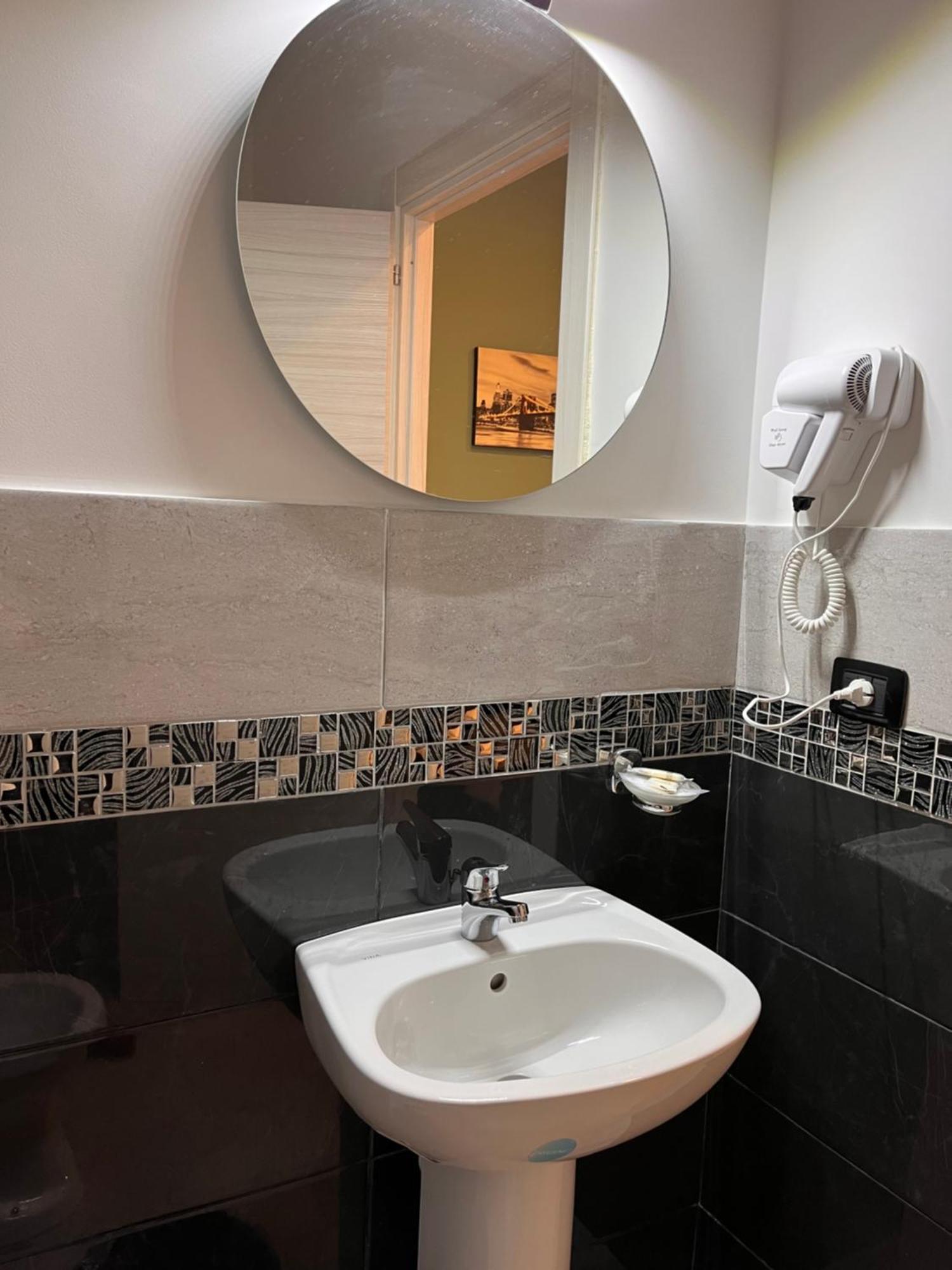 Oceania Hotels Napoli エクステリア 写真