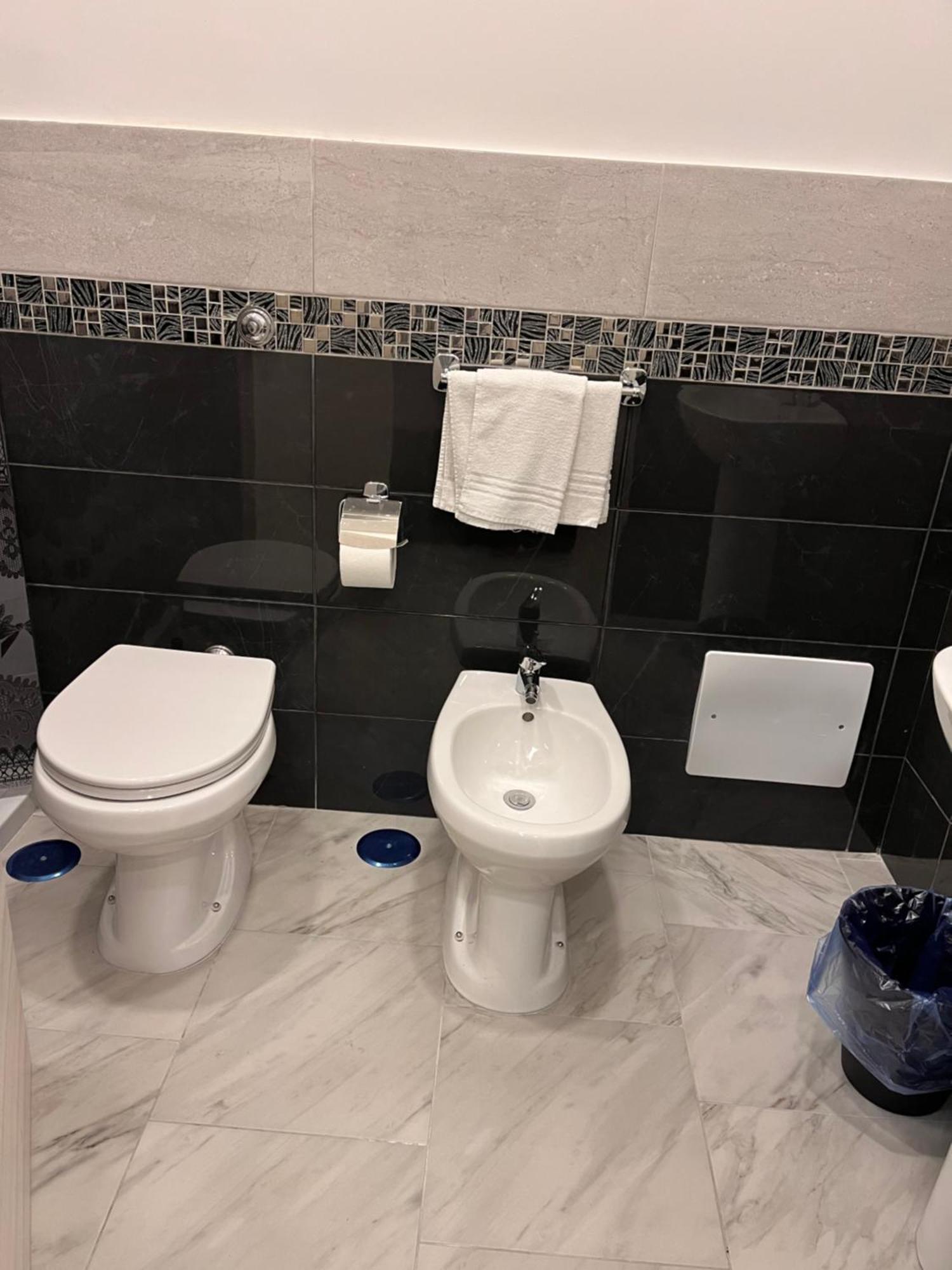 Oceania Hotels Napoli エクステリア 写真
