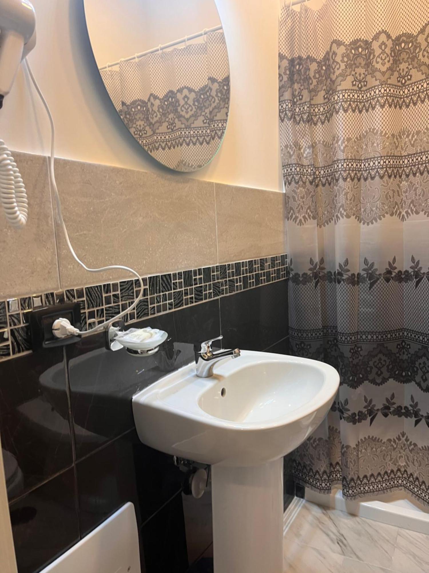 Oceania Hotels Napoli エクステリア 写真