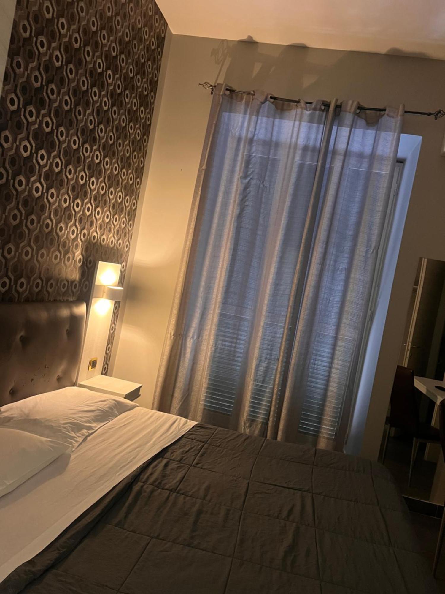 Oceania Hotels Napoli エクステリア 写真